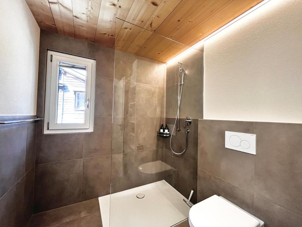 Beim Brunnen Apartment Gsteigwiler Exterior photo